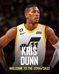 Dunn signs a multi-year deal with Jazz
